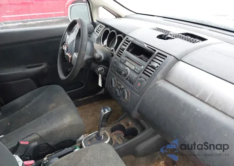 2010 Nissan Versa 1.8S z USA, uszkodzony, nr VIN 3N1BC1CP4AL393555